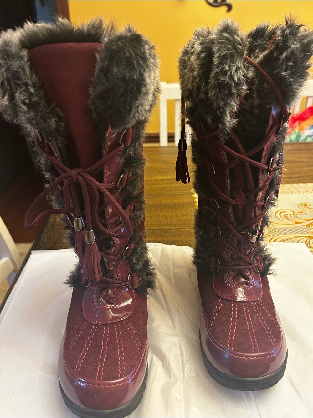 Sporto Women's Burgundy Lace-Up Faux Fur Winter Boots - Picture 2 of 9